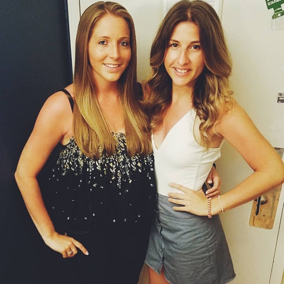 Meet your Posher, Katie - Picture 1 of 2